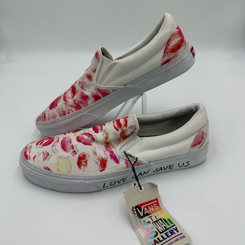 Sara Lorusso x Vans Classic Slip-on Unisex
Men 10.5/ Women 12
